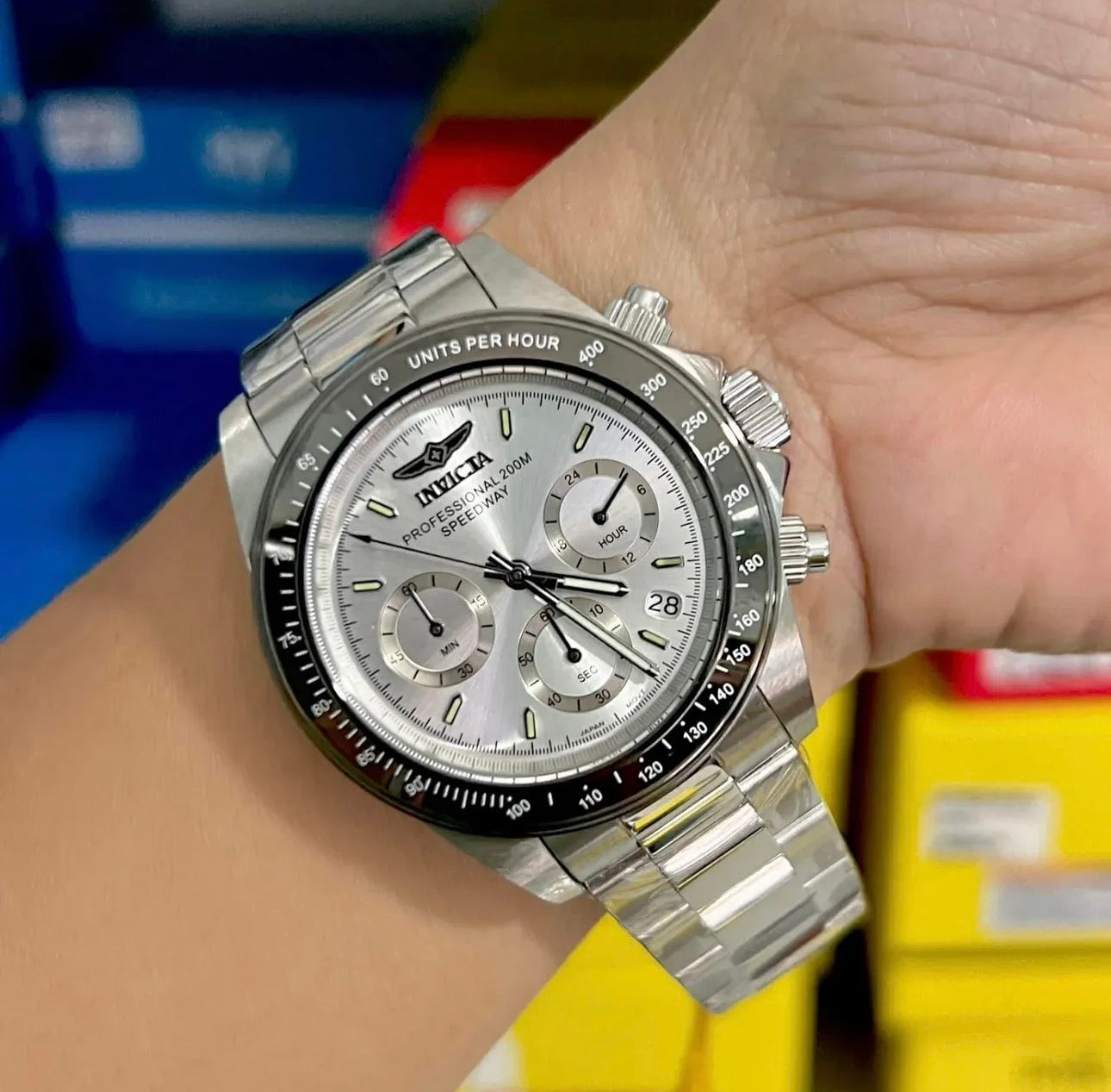 Invicta - Speedway (Daytona) Silver Exclusivo Dial Silver Cronografo Men Watch 39.5mm (26111) 200m