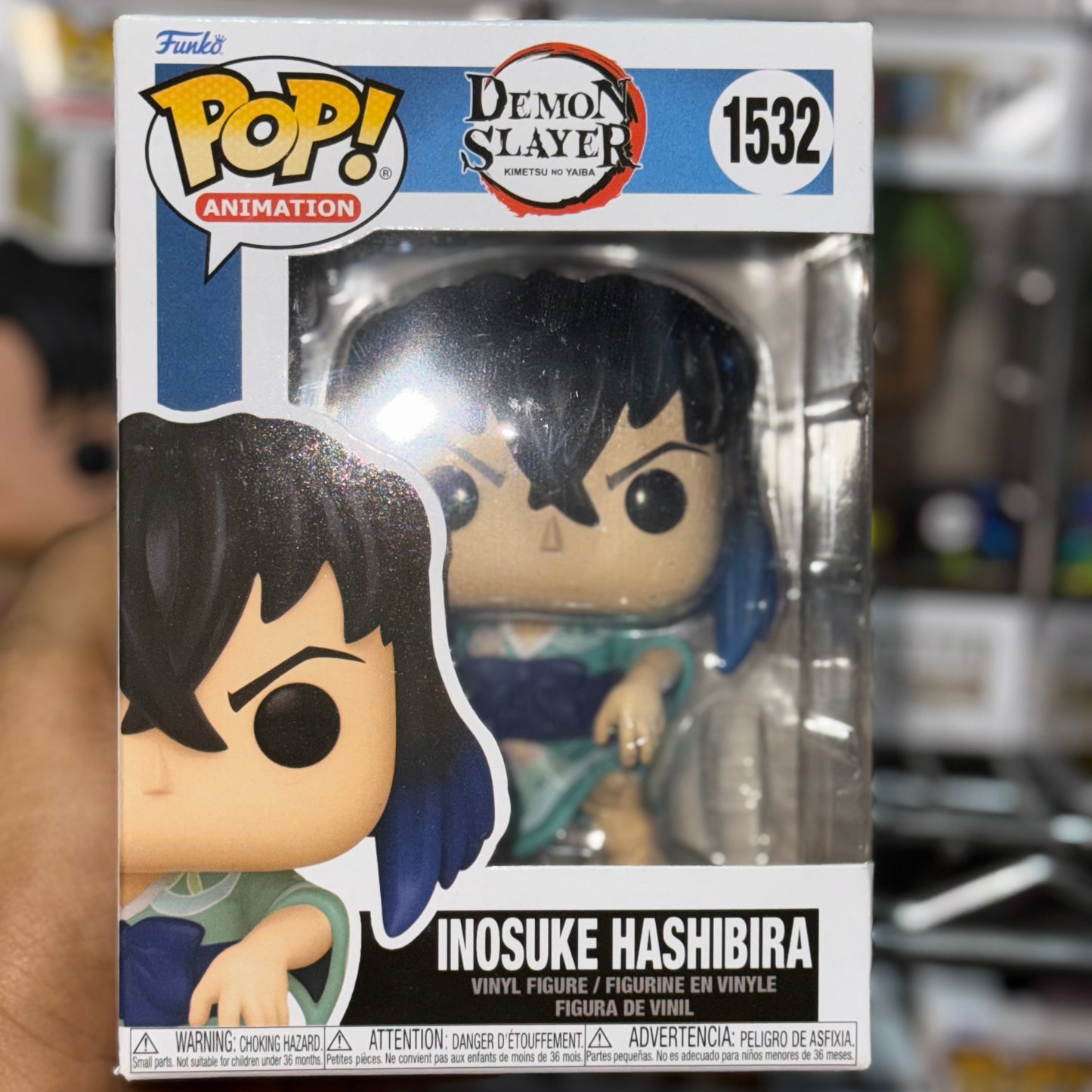 Demon Slayer - Inosuke With Dress (Detalles en caja)
