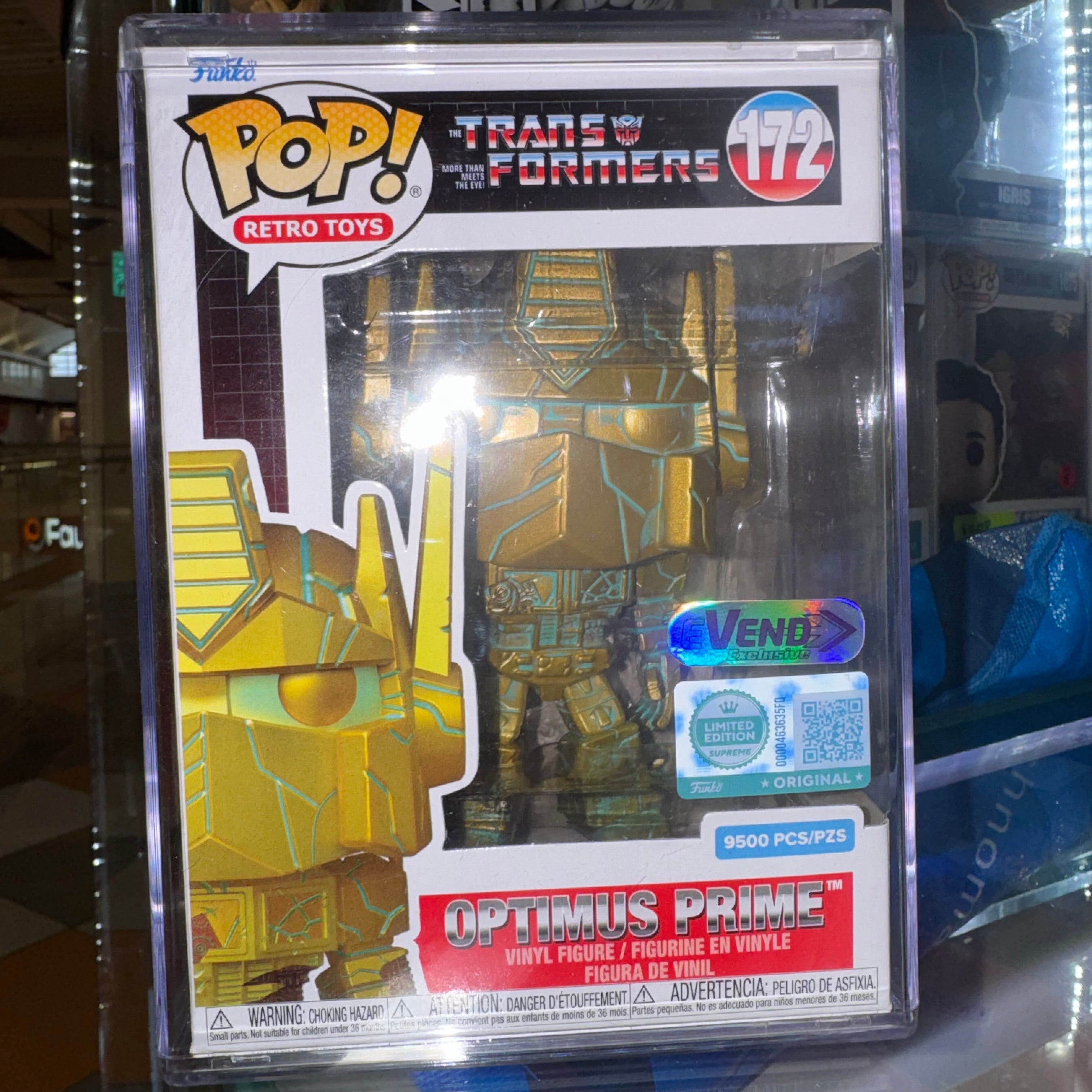 Transformer - Optimus Prime Gold Evend Exclusive 9500